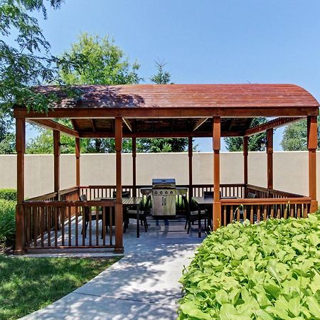 Courtyard By Marriott Harrisburg West/Меканиксберг Экстерьер фото