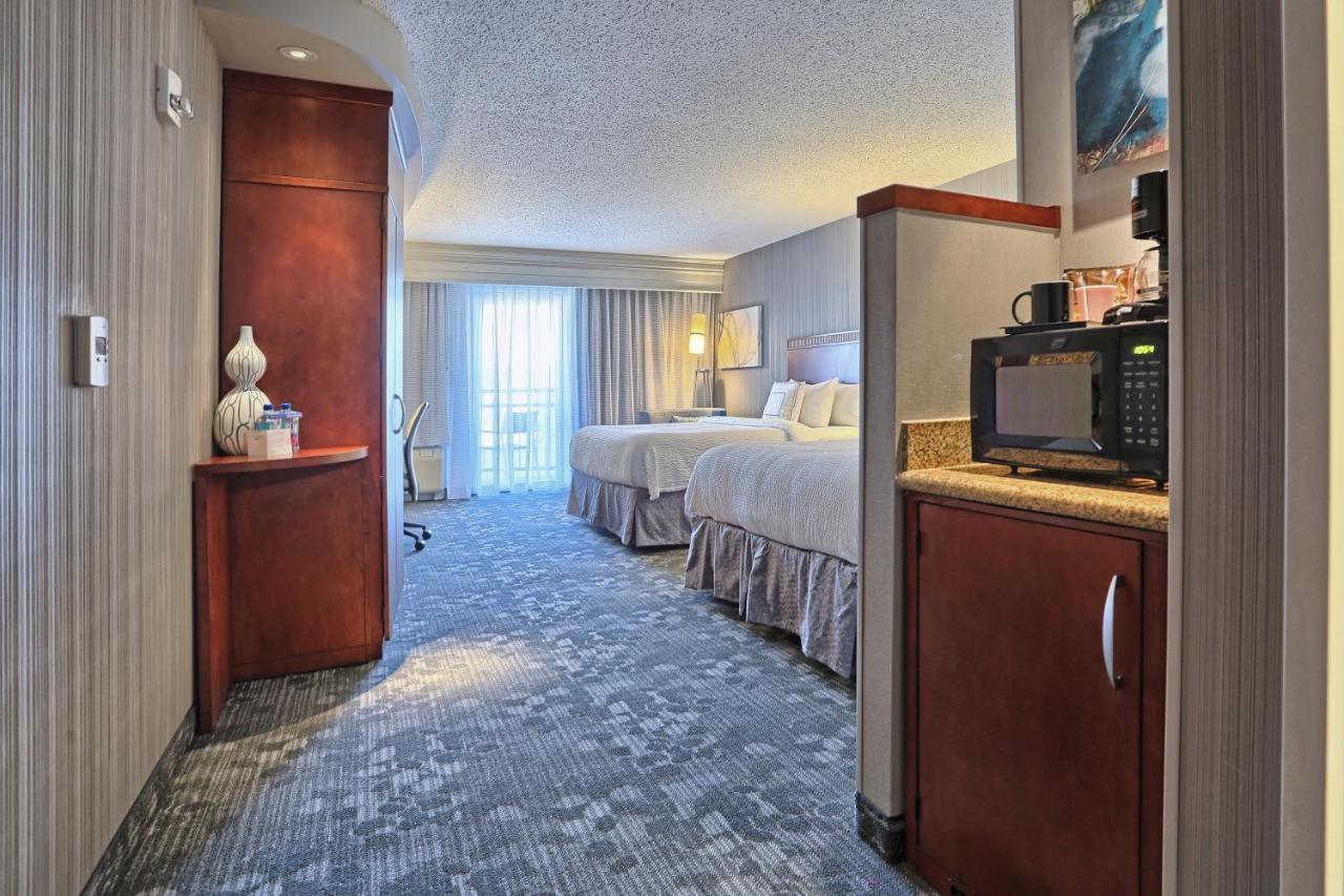 Courtyard By Marriott Harrisburg West/Меканиксберг Экстерьер фото